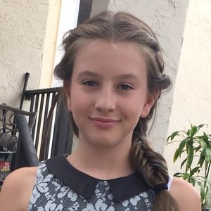 Meet your Posher, Eva